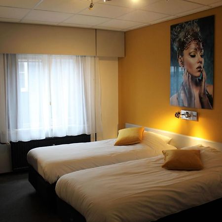 Hotel Restaurant De Jonge Heertjes آلسمير المظهر الخارجي الصورة